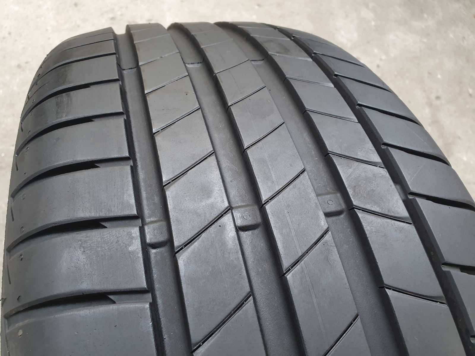 2x Bridgestone Turanza T005  245/45r19  7mm  AO