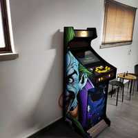 Maquinas arcade prontas a jogar