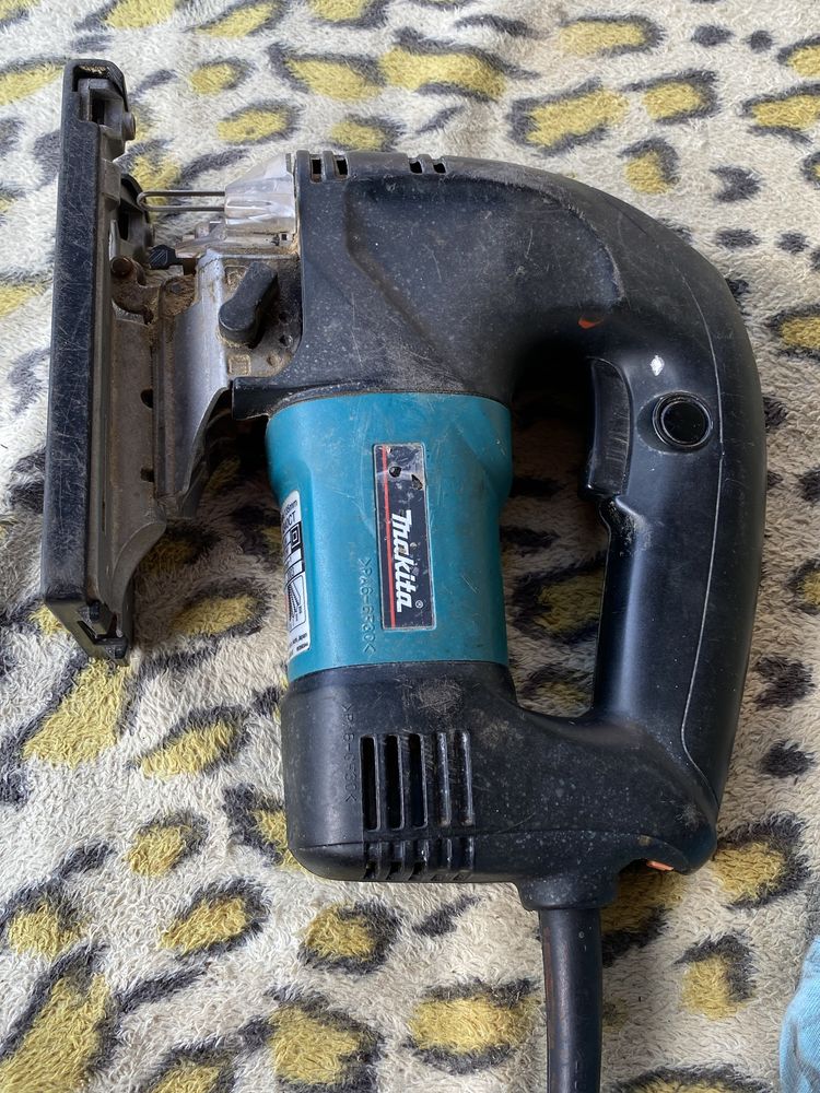 Електролобзік Makita 4340CT