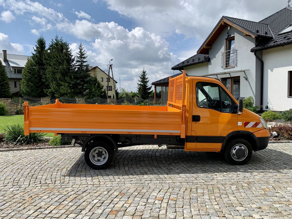 Zabudowa wywrotka na auto dostawcze kiper skrzynia transit