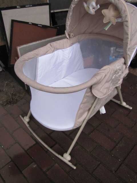 Łóżeczko dziecięce kołyska turystyczne  Kinderkraft LOVI 3 w 1 beżowe