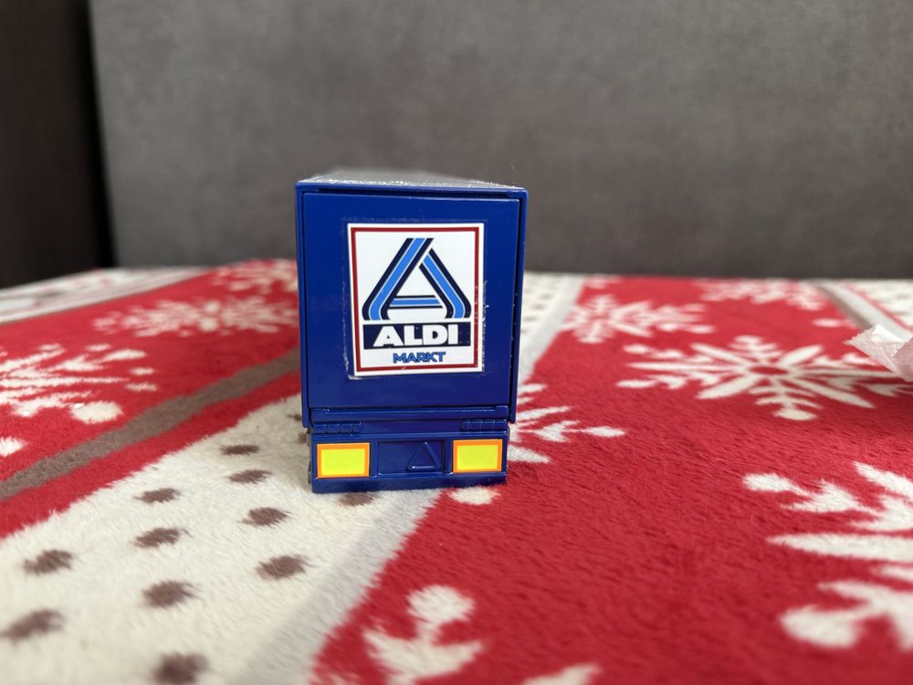 Model ciężarówki ALDI 1:50
