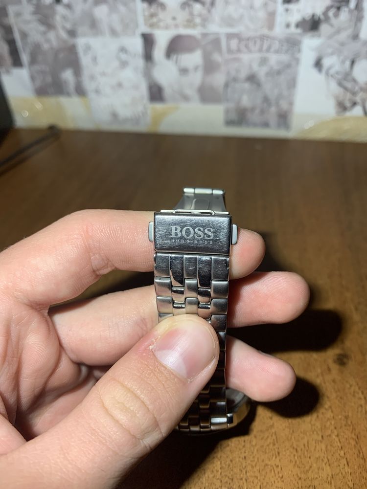 Часи HUGO BOSS наручні
