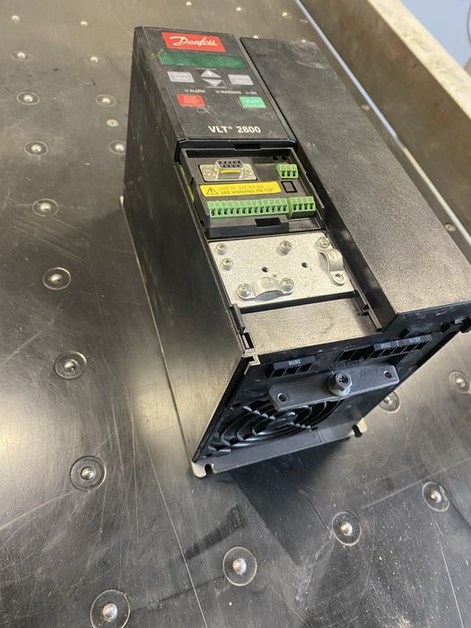 Частотний перетворювач Danfoss VLT2800