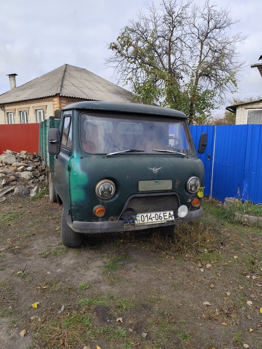 Продам Бортовий УАЗ