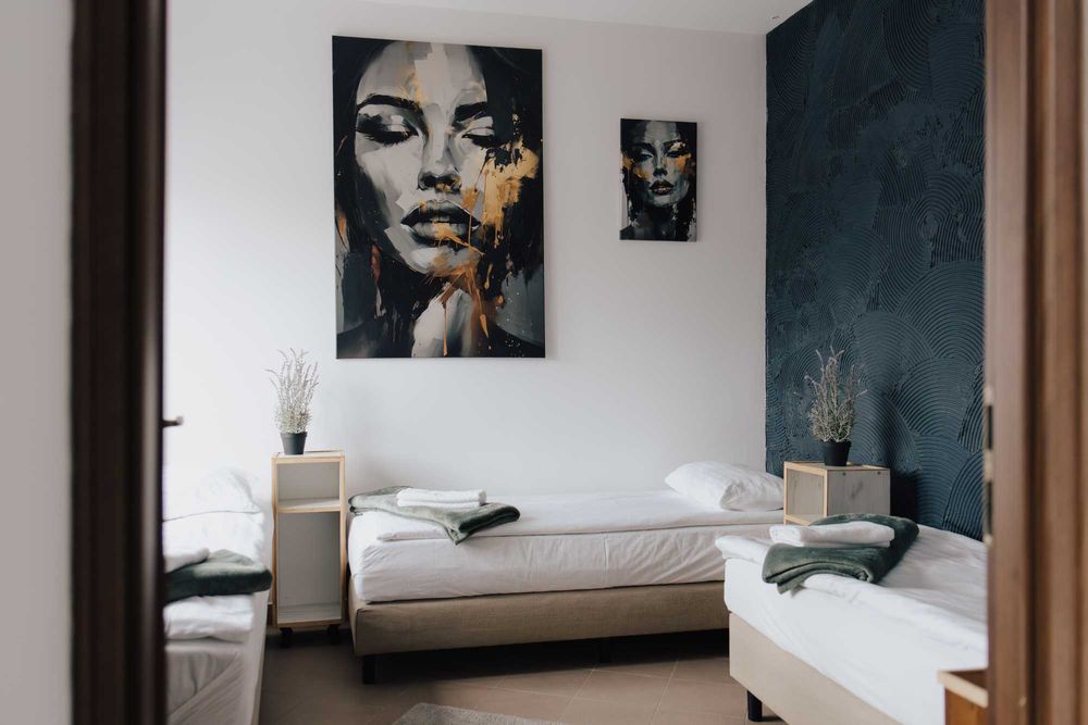 Noclegi KAŁUSZYN, Centrum obok sklepu Topaz i stacji Orlen