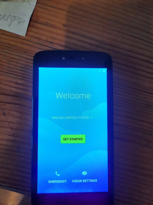 Смартфон Motorola moto C продам