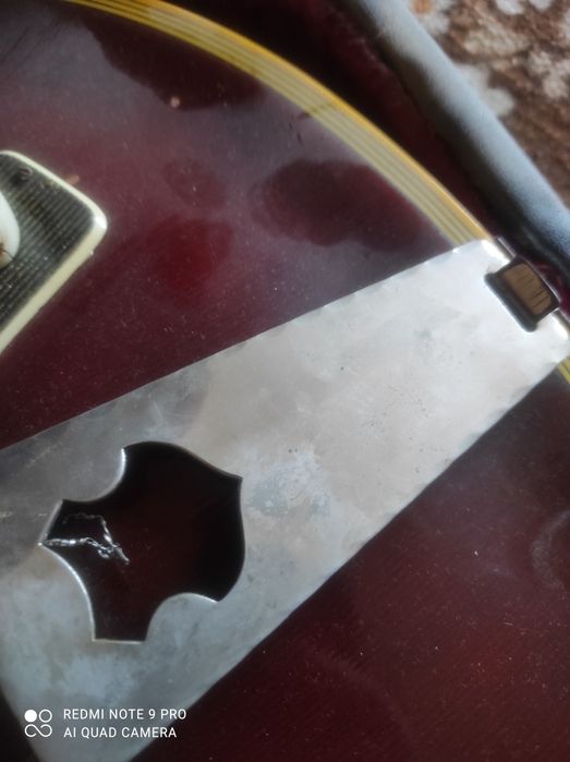 Продам раритетную бас-гитару Perl Gold Muzima