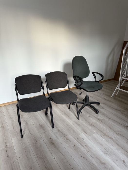 Продам 3 стільця 2000 грн