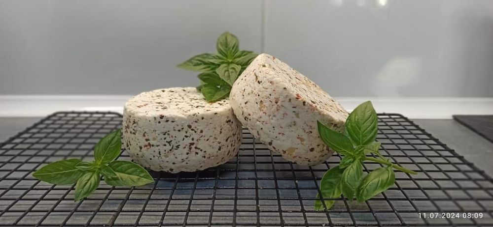 Kozie sery, ser kozi twaróg, typu feta