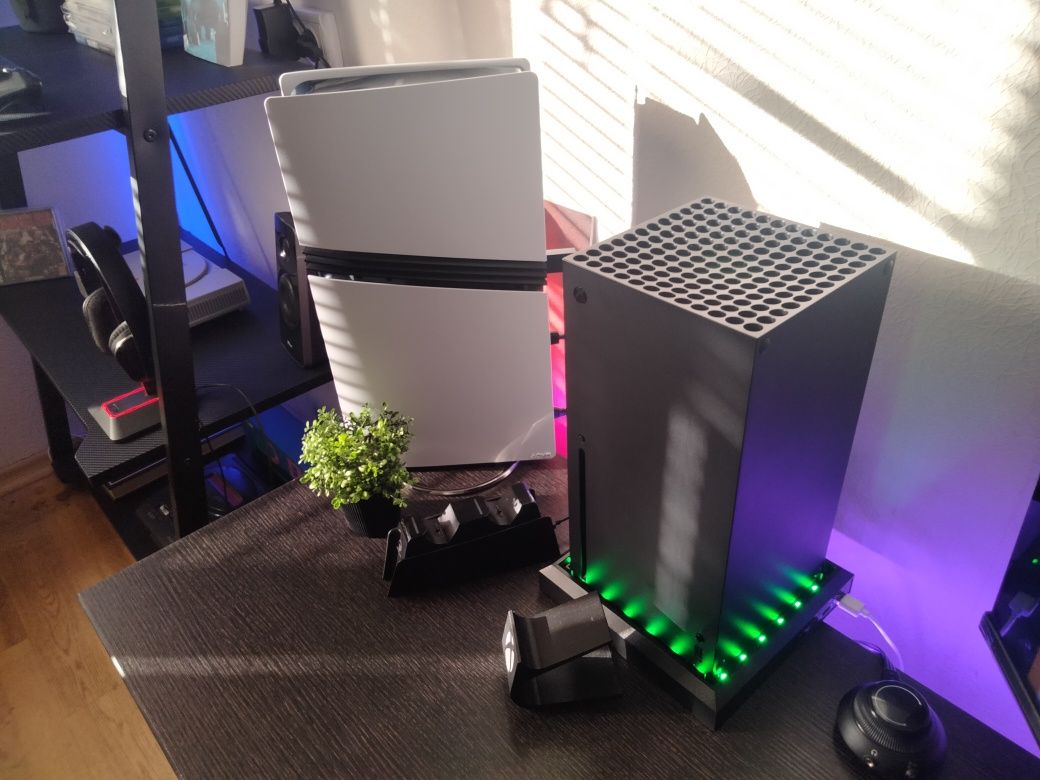 Продам playstation 5 pro 2tb
