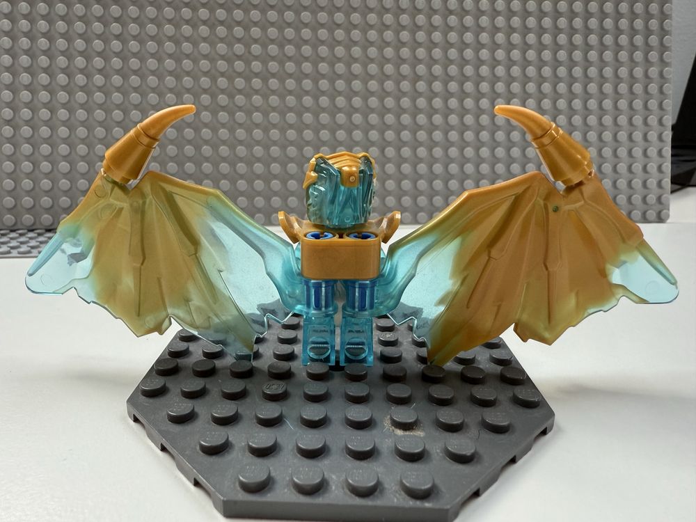 Lego Ninjago - Zane smocza forma