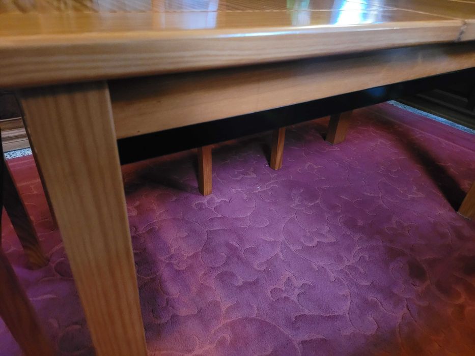 Mesa em madeira maciça - extensível - óptimo estado geral - Só a m
