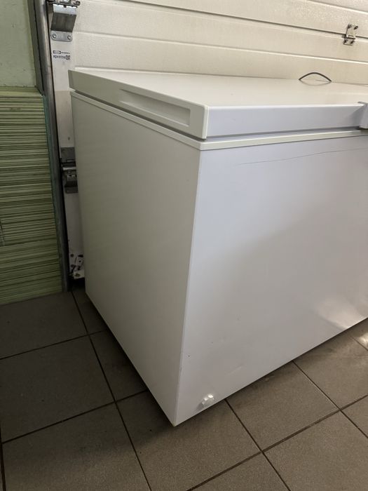 Морозильна камера Grunhelm 316л