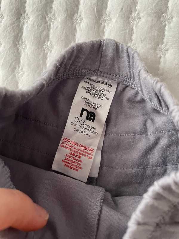 Zestaw body Hello Kitty i spodenki 62
