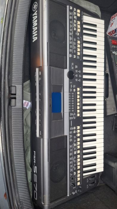 Yamaha PSR-S670 – Teclado Arranjador Profissional