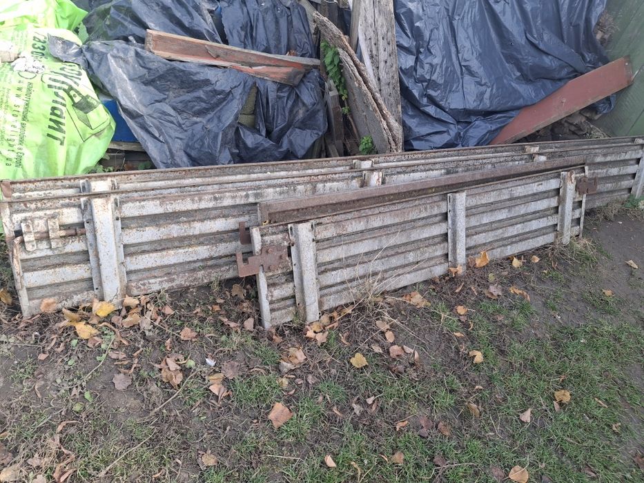 Продаються борти від причіпа 2птс4