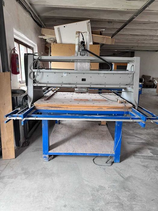 ЧПУ фрезерний верстат по дереву