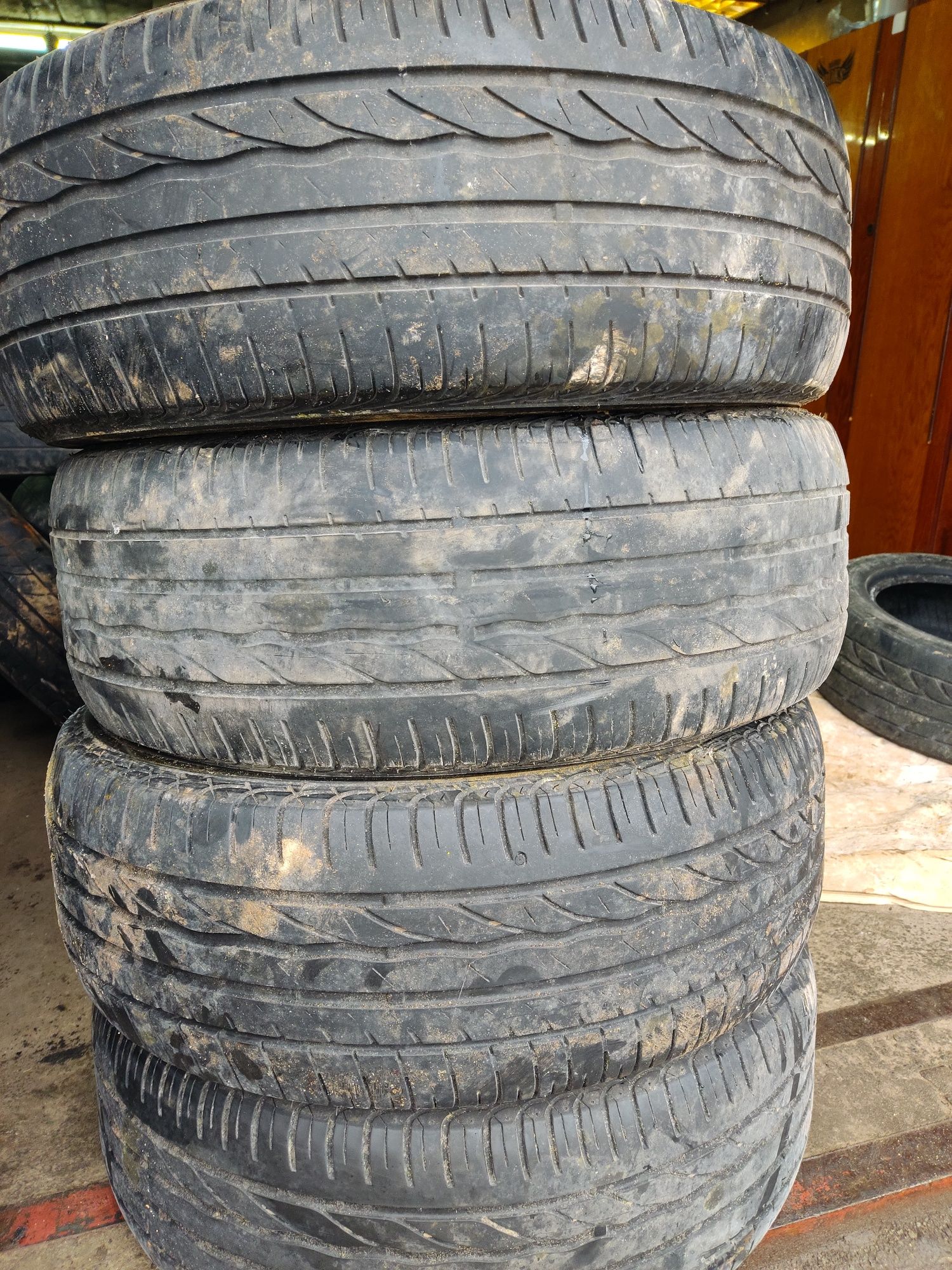 Резина літня/летняя BRIDGESTONE TURANZA 235/55r17