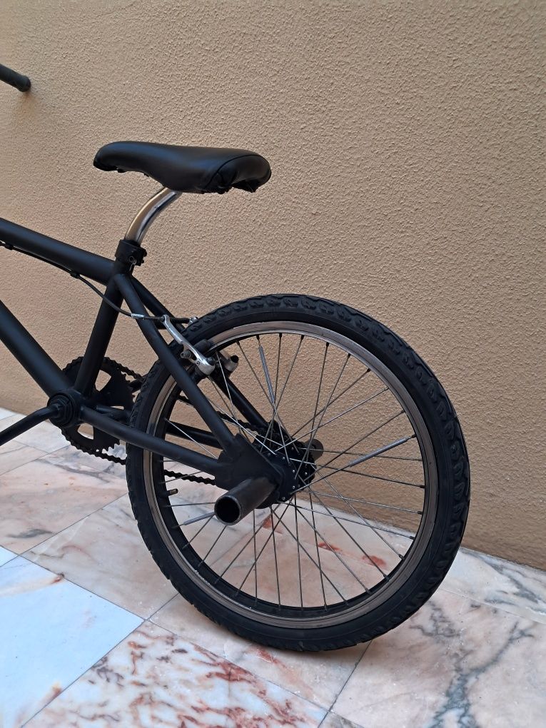 Bicicleta bmx usada