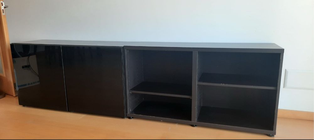 Conjunto ikea de mesa e cadeiras e armario