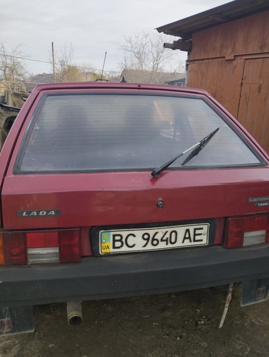 Автомобіль ВАЗ 2108 бензин