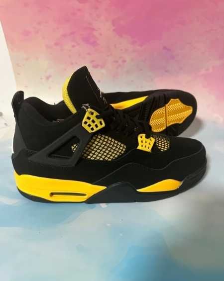 Buty damskie Trampk Jordan 4 Retro Thunder R.43