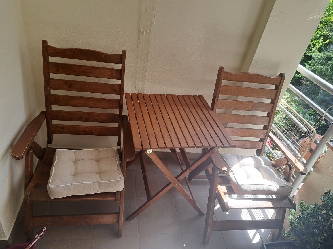 Sprzedam zestaw mebli na balkon lub do ogrodu
