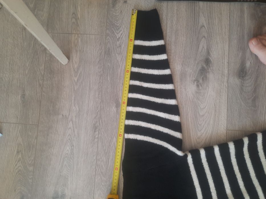 Кофточка жіноча вязана