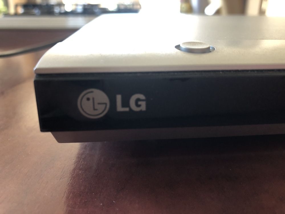 DVD LG DVX172 player