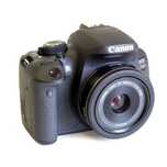 Canon EOS 700D + Lente Pancake EF-S 24mm f/2.8 STM