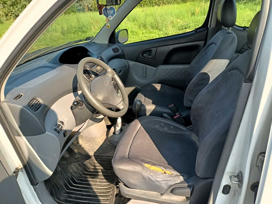 Toyota Yaris Verso 1.3 b+g 02r