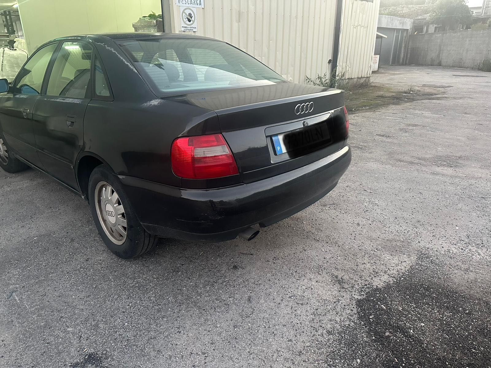 Audi a4 b5 1.6 gasolina