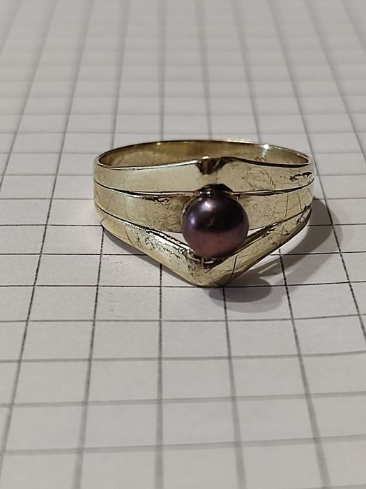 Антикварне колечко, з перлиною, 333 проба.