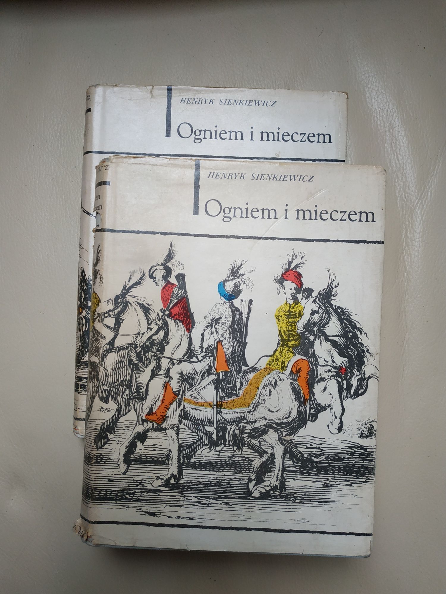 książka Ogniem i mieczem Henryk Sienkiewicz dwa tomy wydanie 1968