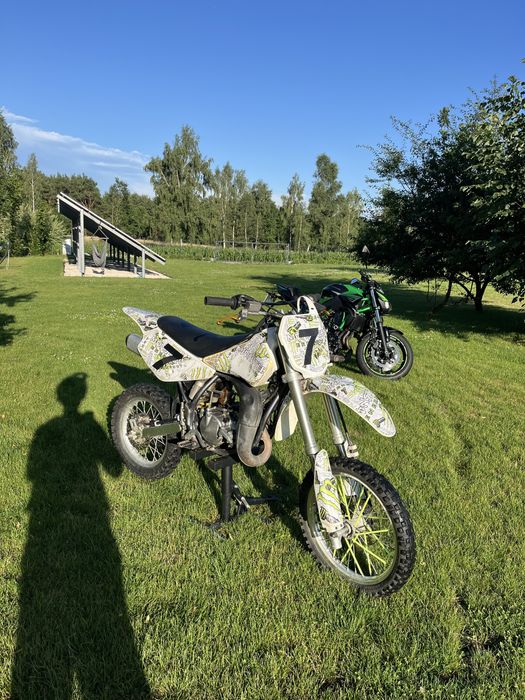 Suzuki RM 85 (cr sx yz kx tc)