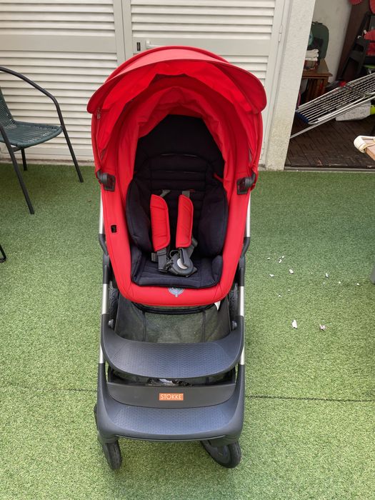 Carrinho Bebé Stokke com alcofa