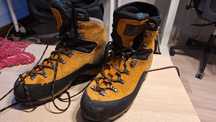 Buty górskie zimowe -  raki automatyczne - Scarpa Mount Blanc - 44.5