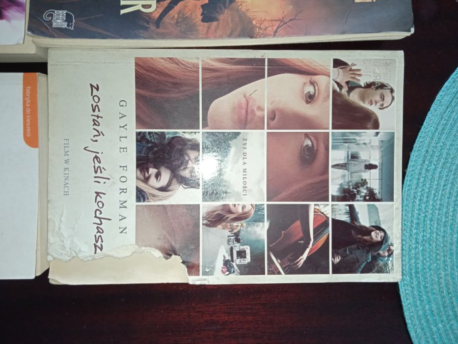 4 książki w cenie 1