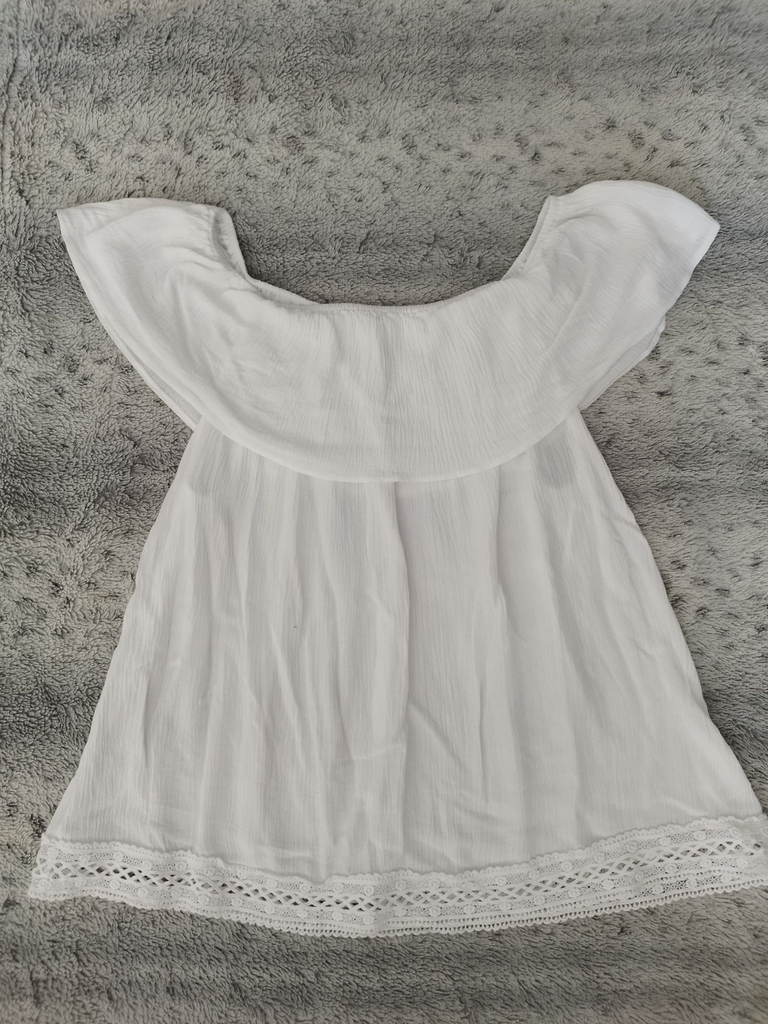Śliczna koszulka hiszpanka Wallis Petite w rozmiarze M/L