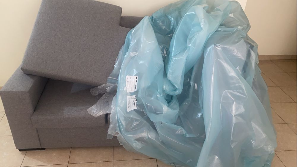 Sofa novo  nunca utilizado