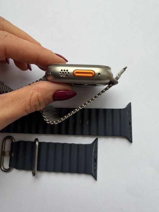 Zegarek Apple Watch Ultra + dwa paski