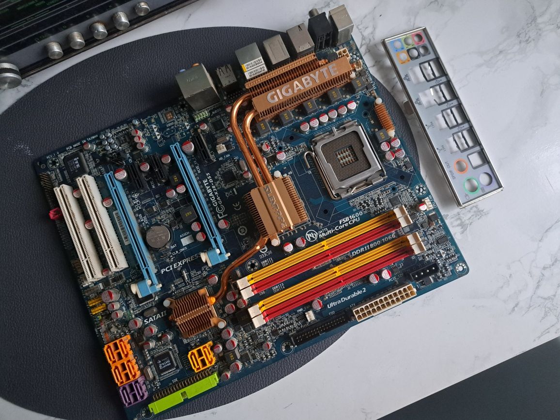 Płyta główna, Gigabyte, GA-X38-DS5, rev.1.0 + chłodzenie procesora!