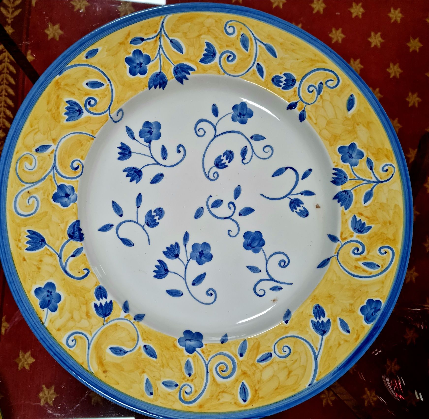 Vendo conjunto de prato e taça