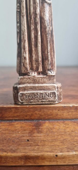 Rzeźba figura Św. Walenty dewocjonalia sztuka sakralna antyk