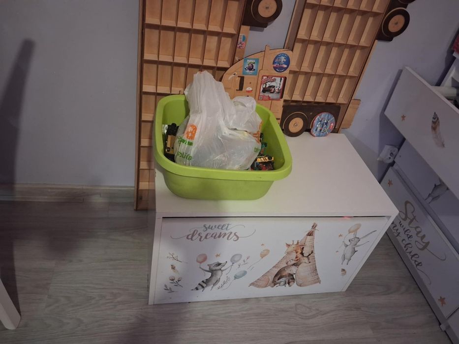 Zestaw komplet mebli dziecięcych