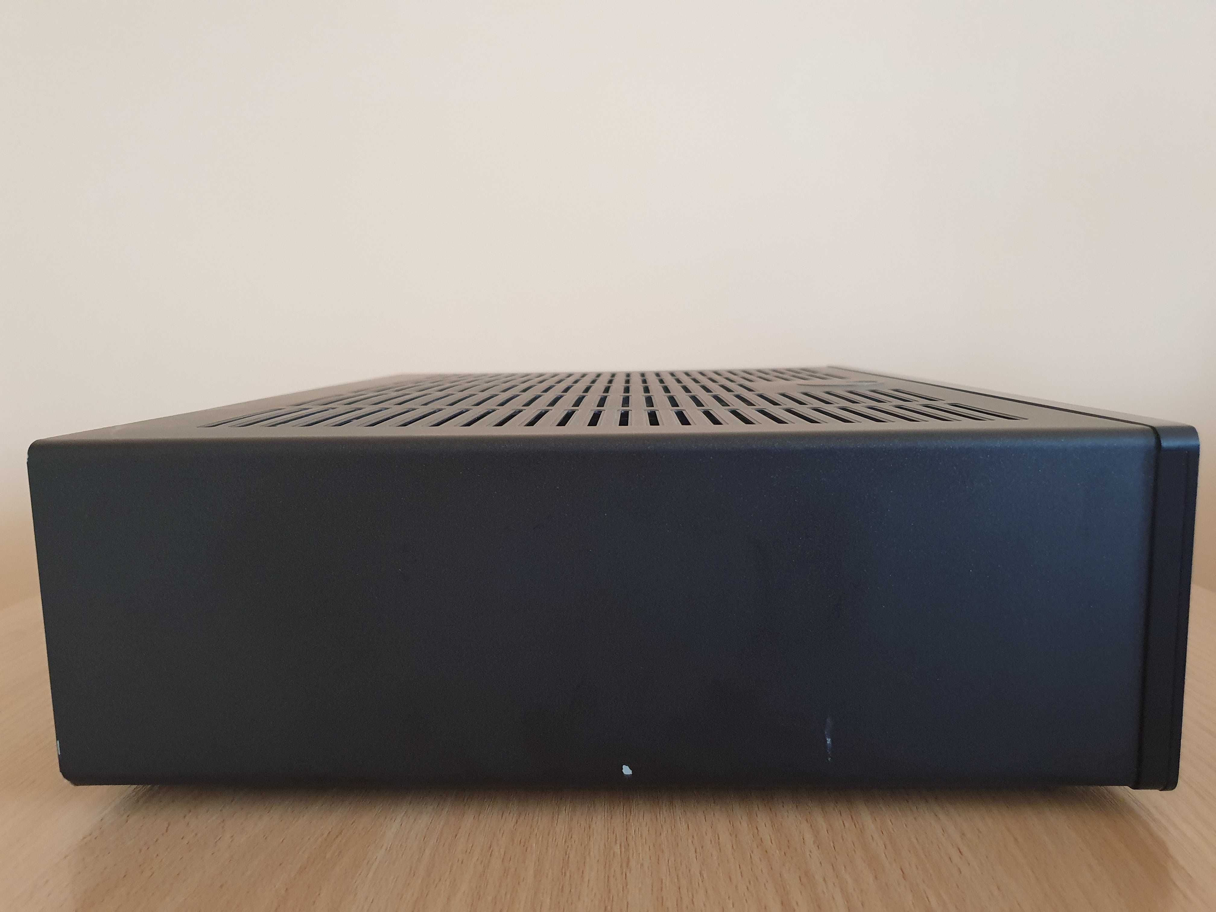 Cambridge Audio Topaz SR10