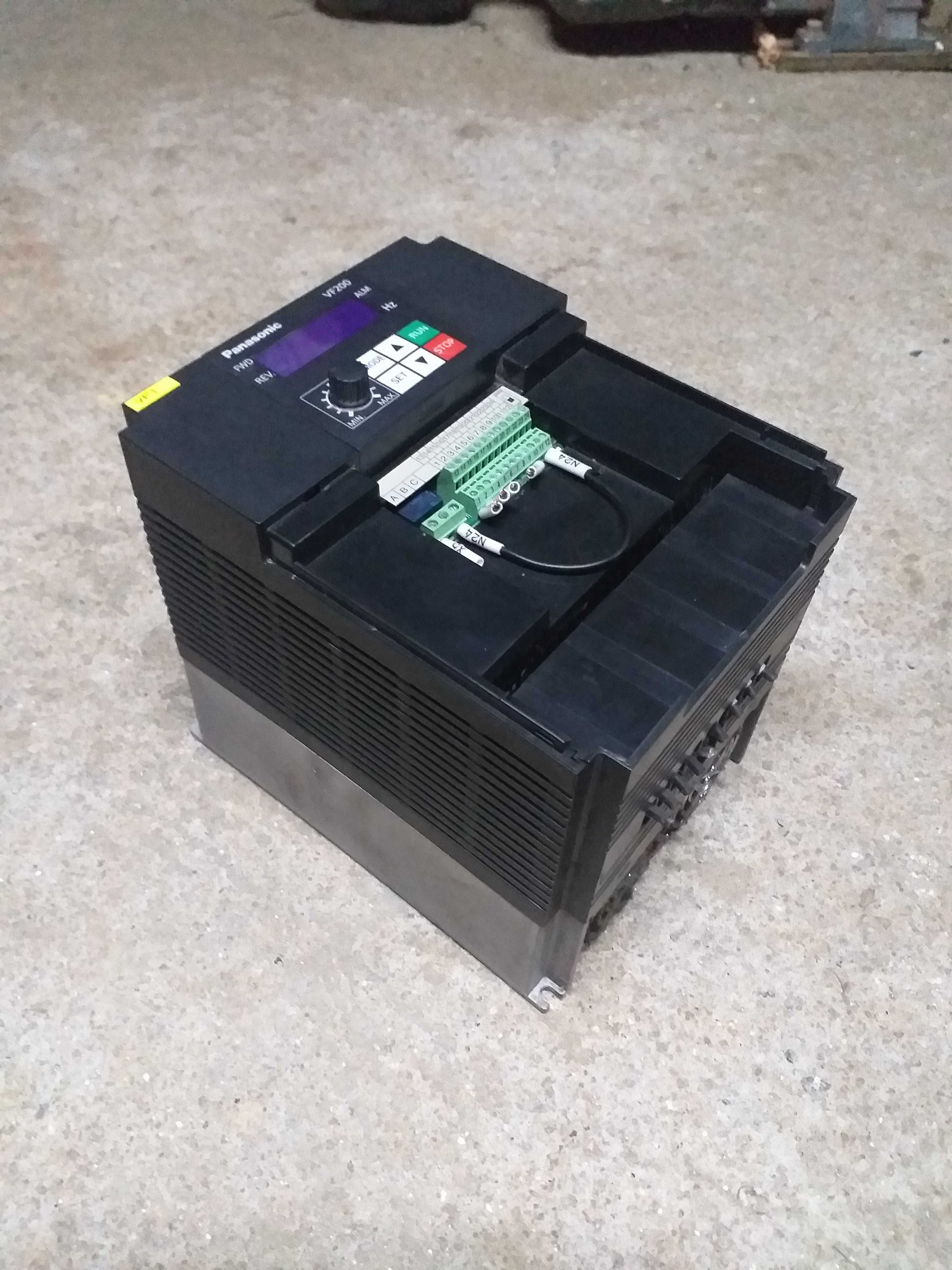 Variador de frequencia 7.5 KW 10 CV