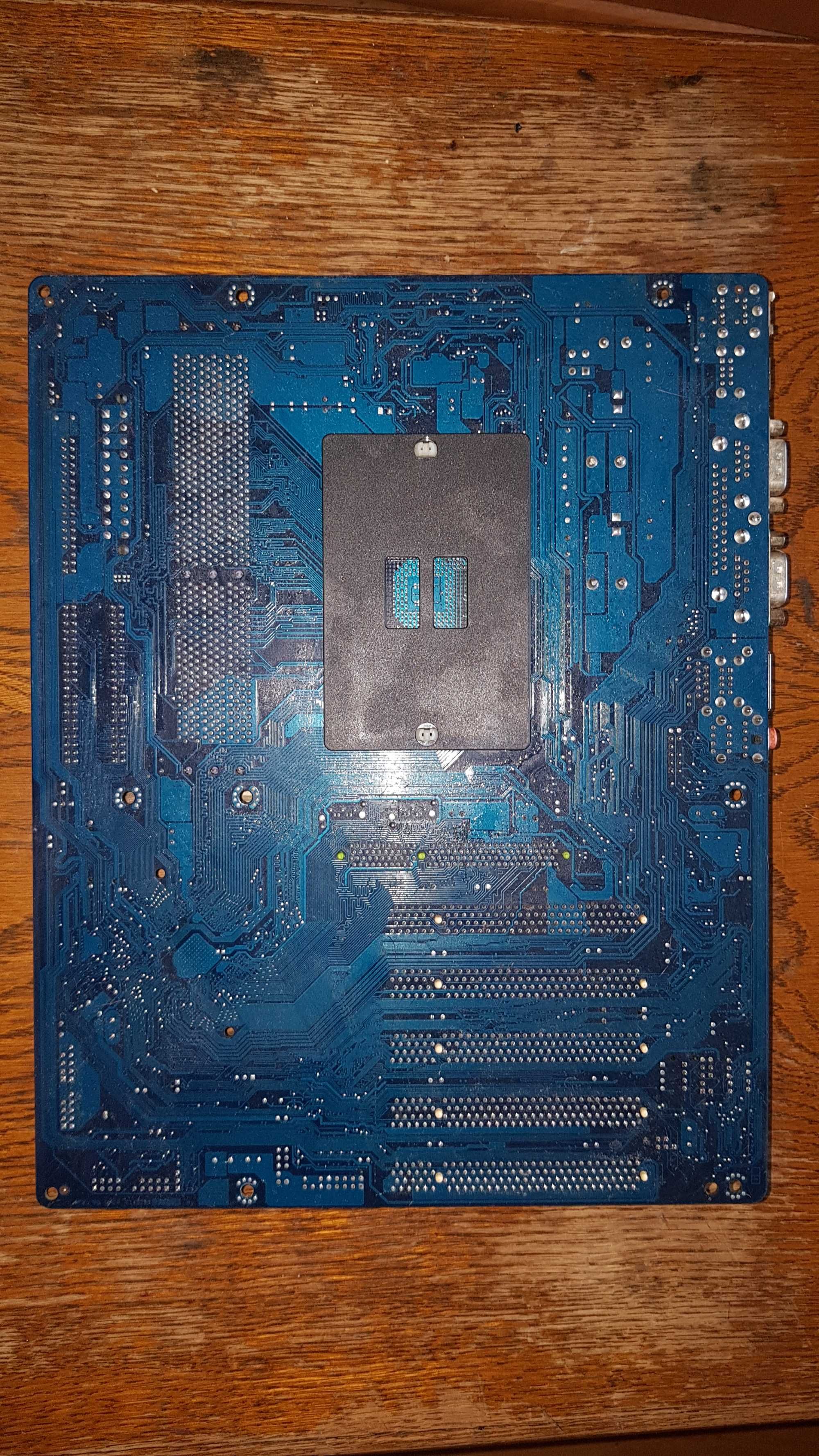 Gigabyte GA-K8NS Socket 754