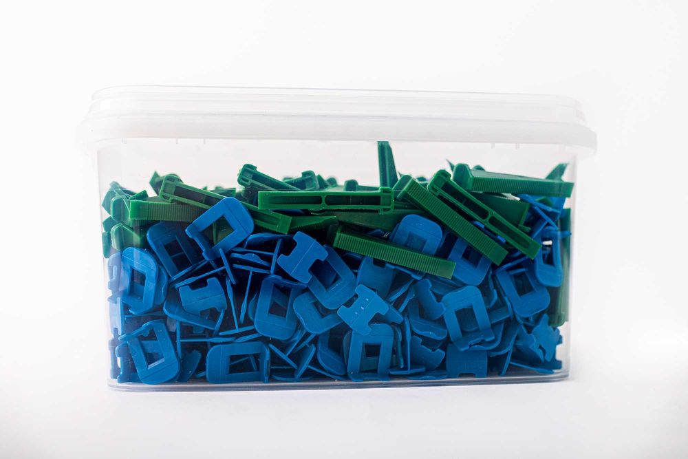 SVP-Nova System poziomowania płytek 500 klipsów 1 mm + 100 klinów